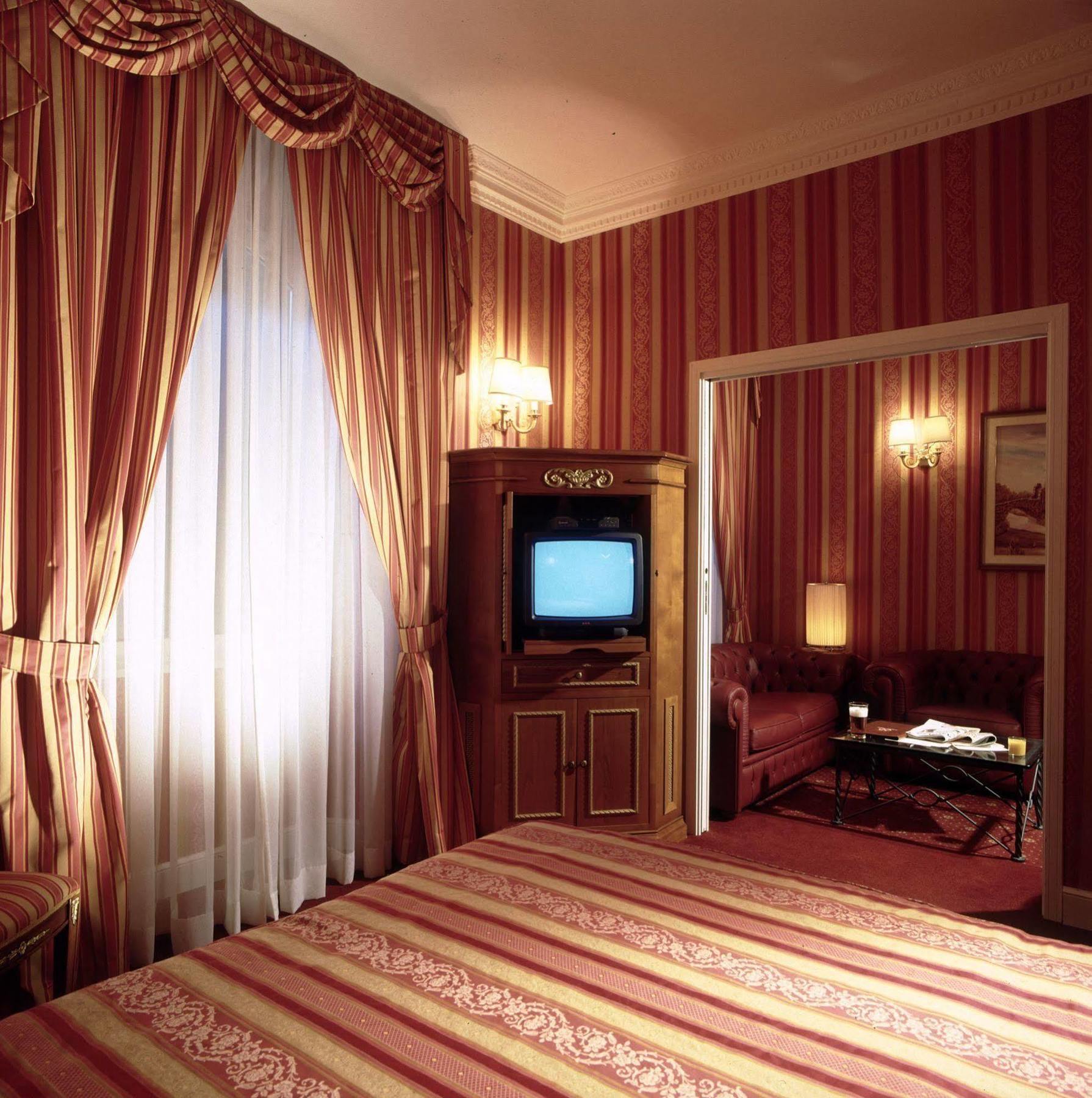 Gambrinus Hotel Roma Eksteriør bilde